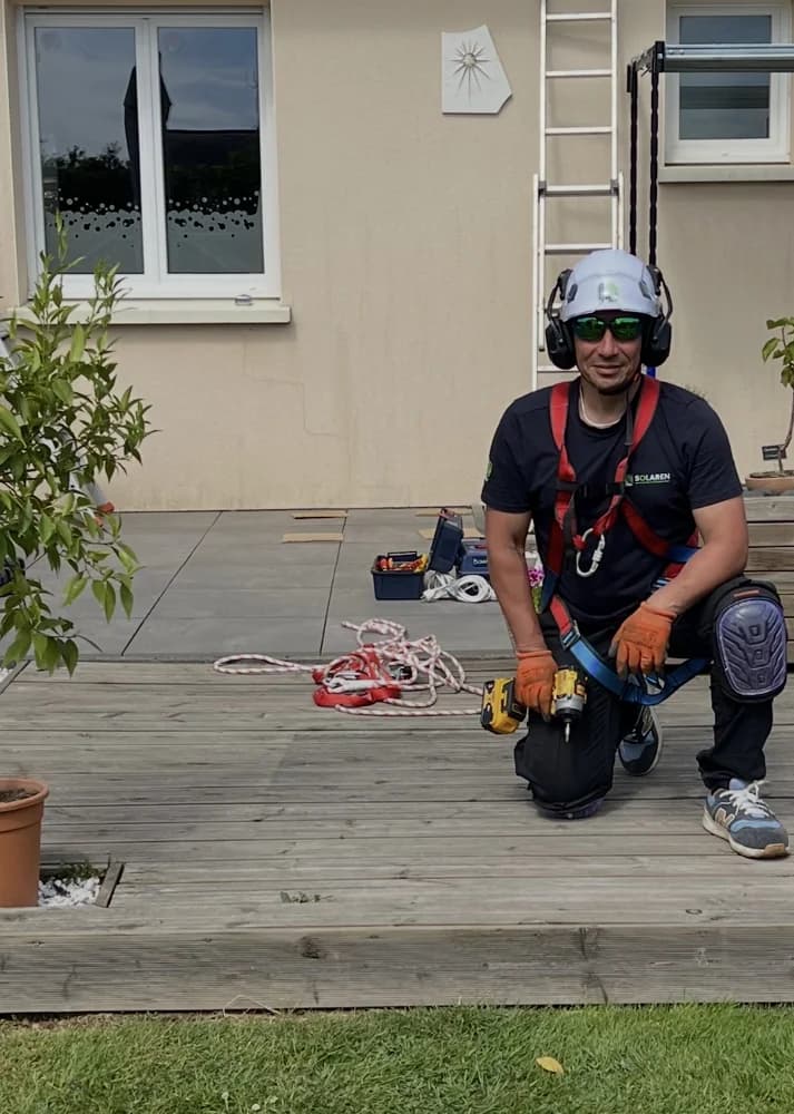 Portrait de Azzédine Zouitene, Dirigeant, ingénieur génie électrique chez Solaren